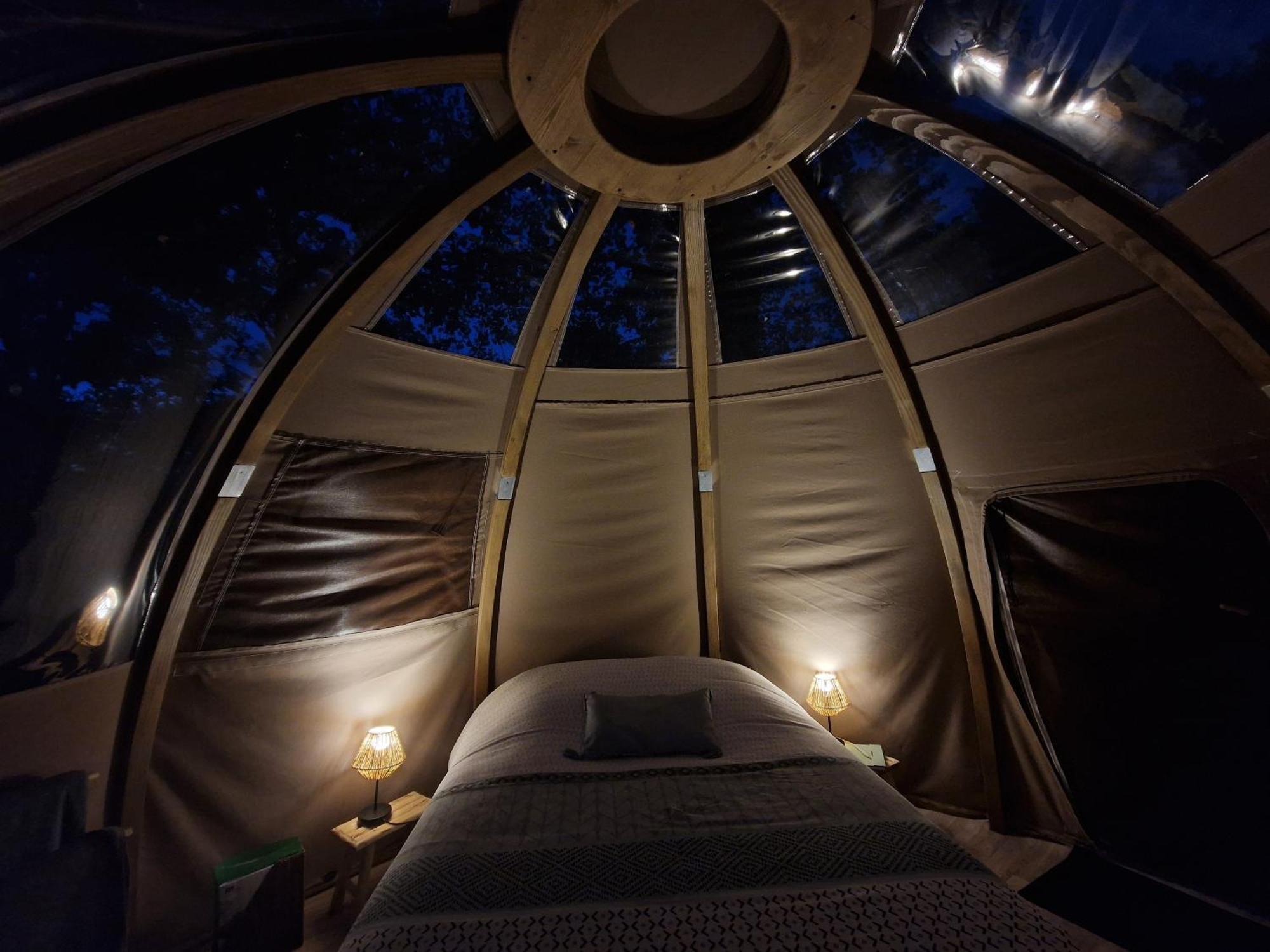 Bed and Breakfast Les Nuits De Cassiopee Sorde-lʼAbbaye Camera foto