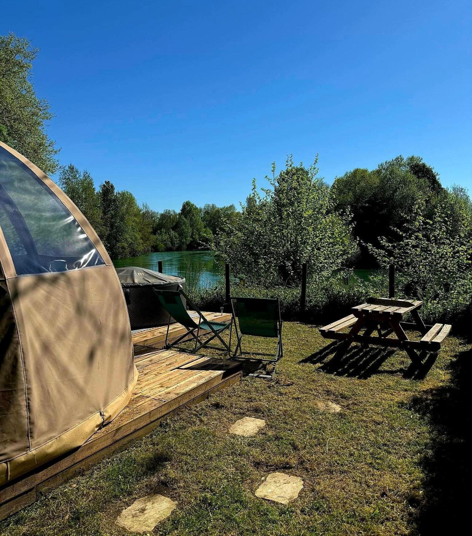 Bed and Breakfast Les Nuits De Cassiopee Sorde-lʼAbbaye Camera foto
