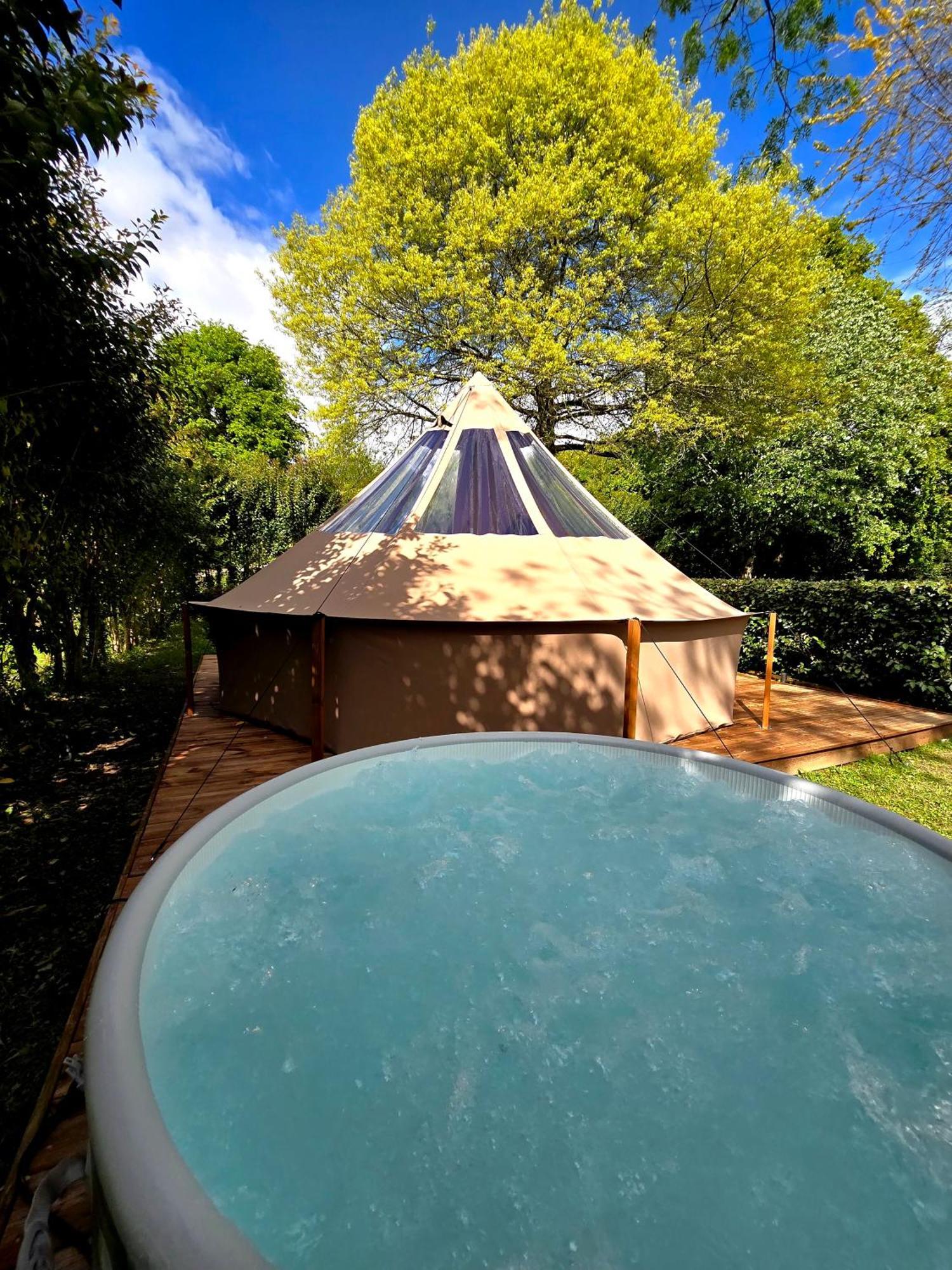 Bed and Breakfast Les Nuits De Cassiopee Sorde-lʼAbbaye Esterno foto